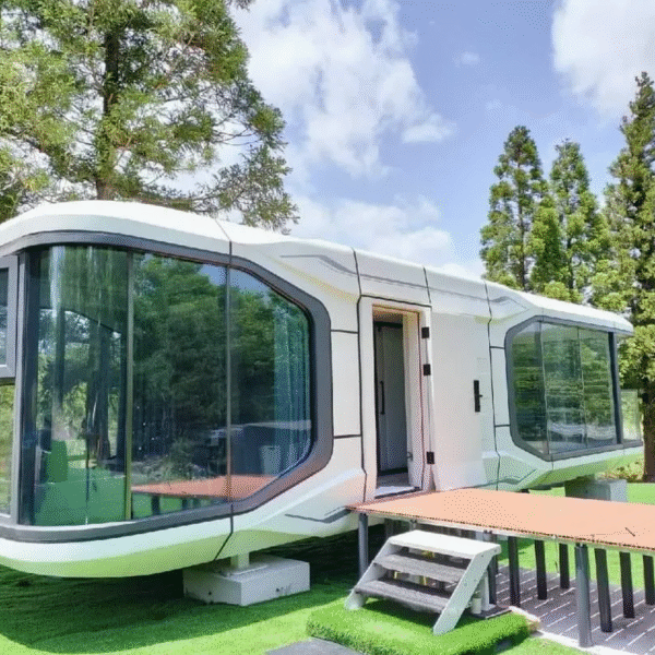 A&P Capsule Resort Hotel Tiny House
